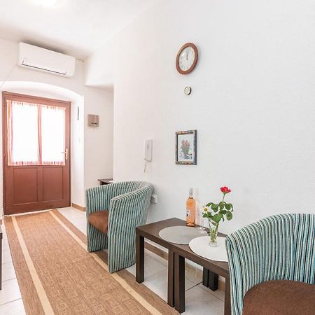 Apartamento Apartman Knezevic Opric Exterior foto